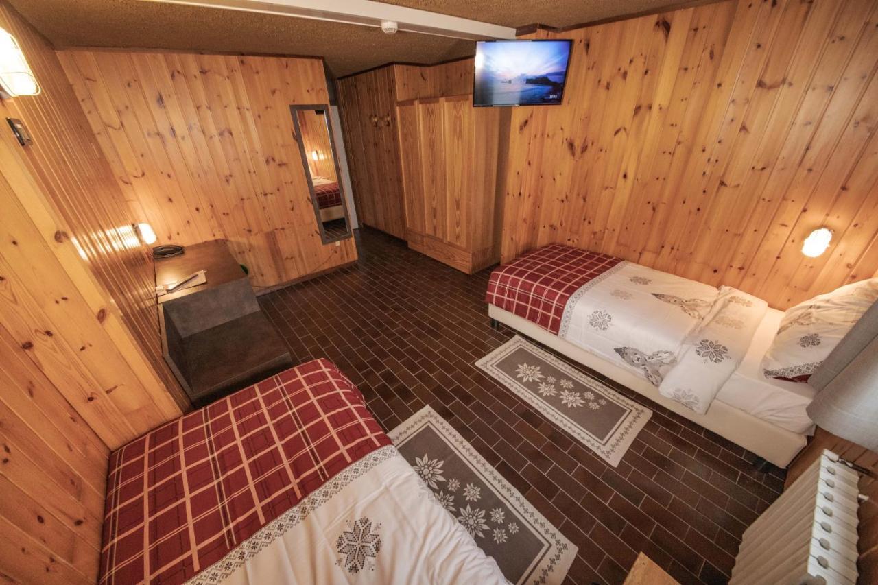 Albergo Quarto Pirovano Gebirgspass Stilfser Joch Exterior foto