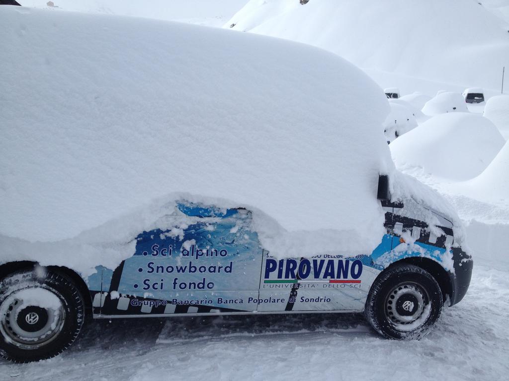 Albergo Quarto Pirovano Gebirgspass Stilfser Joch Exterior foto