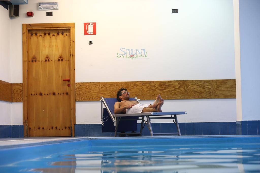 Albergo Quarto Pirovano Gebirgspass Stilfser Joch Exterior foto