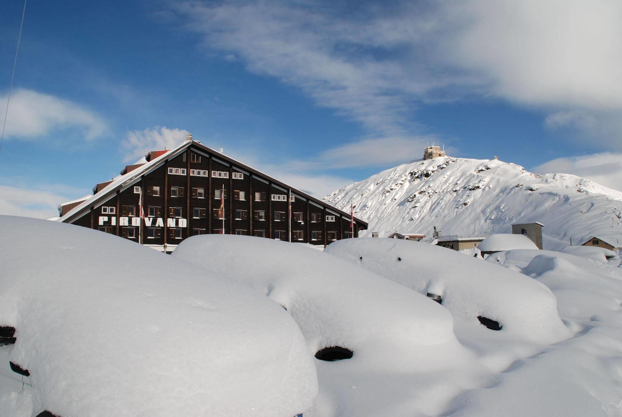 Albergo Quarto Pirovano Gebirgspass Stilfser Joch Exterior foto