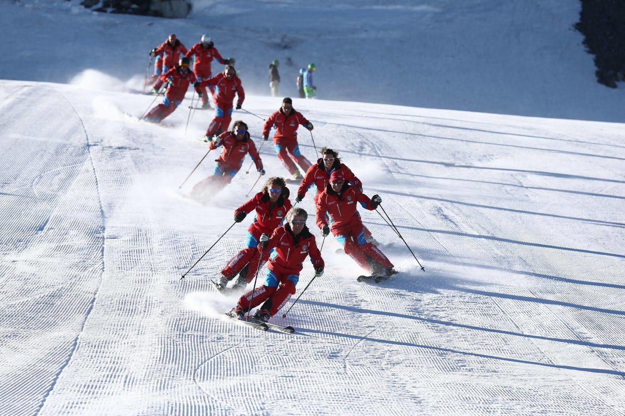 Albergo Quarto Pirovano Gebirgspass Stilfser Joch Exterior foto