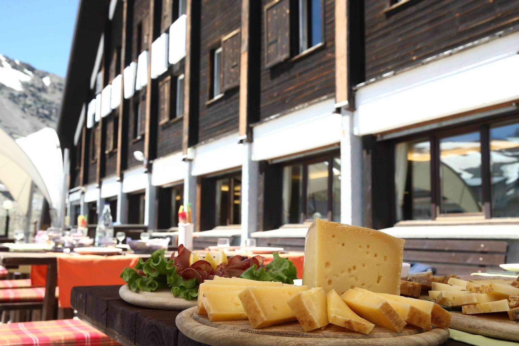 Albergo Quarto Pirovano Gebirgspass Stilfser Joch Exterior foto